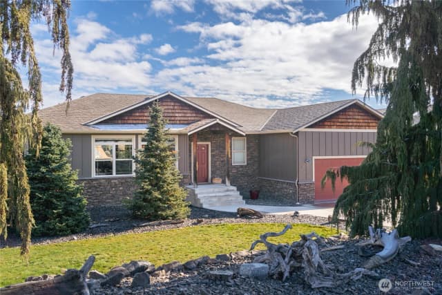Property photo for 3765 Lovell Road, Wenatchee photo 3