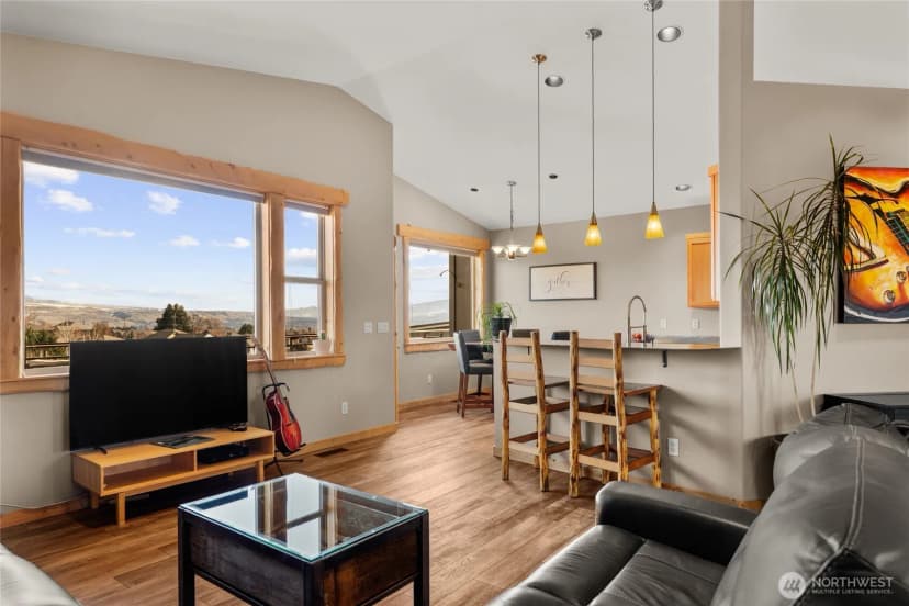 Property photo for 3765 Lovell Road, Wenatchee photo 8