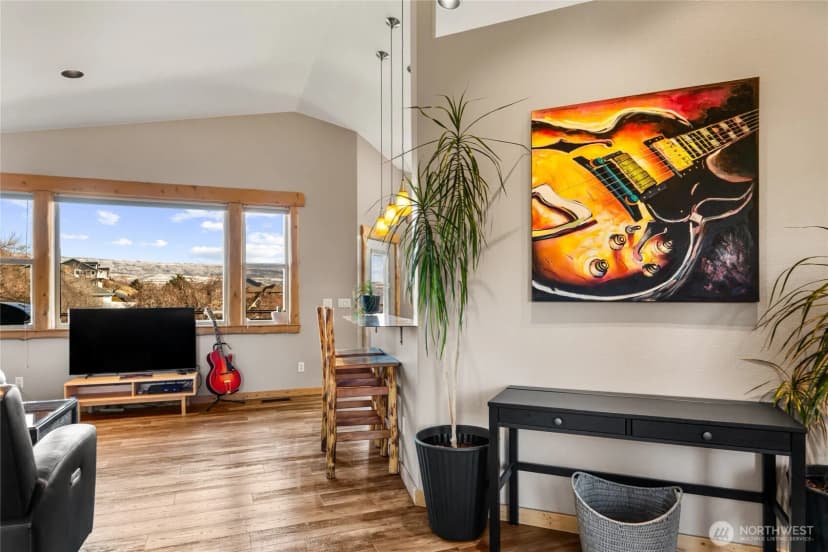 Property photo for 3765 Lovell Road, Wenatchee photo 9