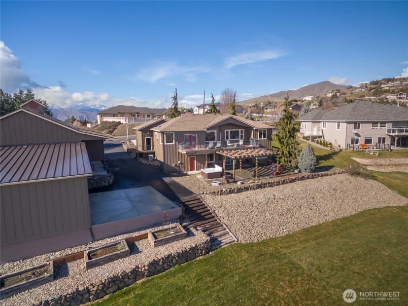 Property photo for 3765 Lovell Road, Wenatchee photo 36