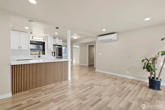 Property photo for 3012 Sw 102nd Street, Seattle photo 3