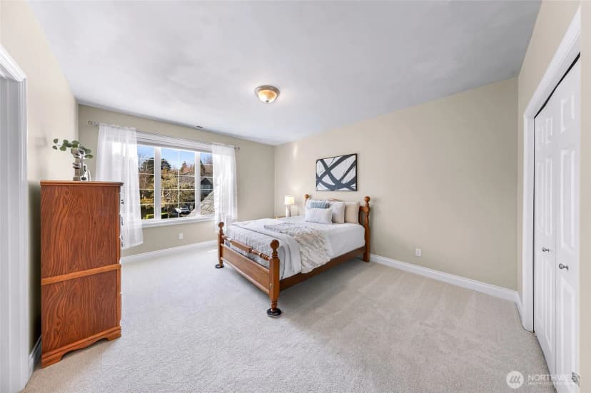 Property photo for 2302 277th Avenue Se, Sammamish photo 18