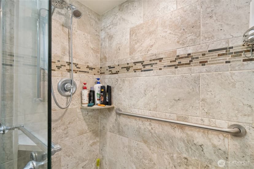 Property photo for 631 5th Avenue, Forks photo 29