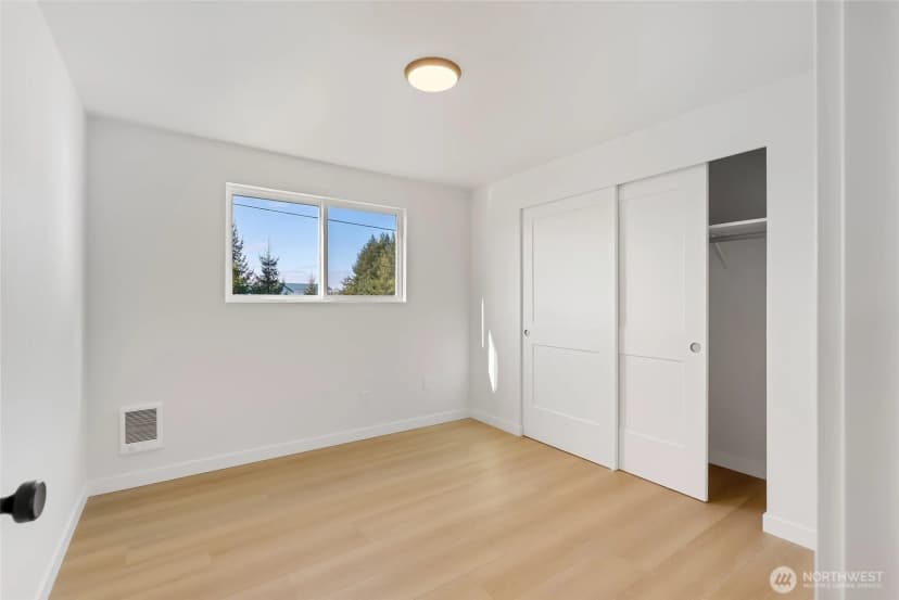 Property photo for 7002 Dahlberg Road, Ferndale photo 21