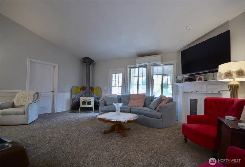 Property photo for 14913 Champion Estates Drive Se, Yelm photo 7