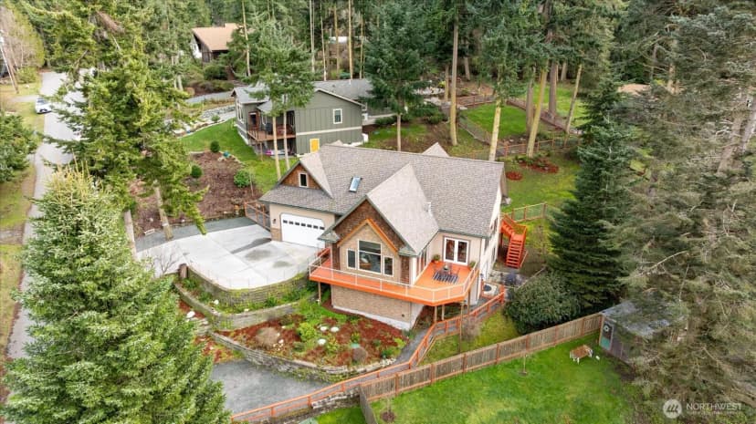 Property photo for 273 Marine Drive, Coupeville photo 9