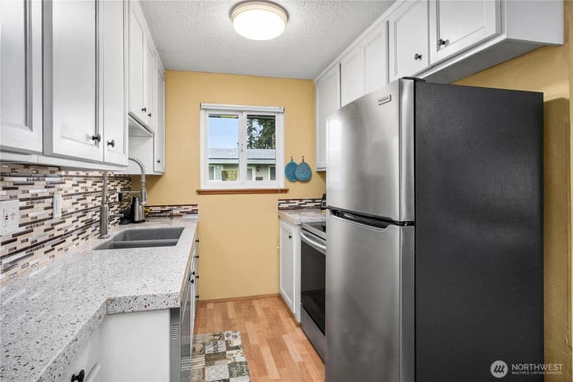 Property photo for 1100 7th Avenue Se #8, Puyallup photo 6