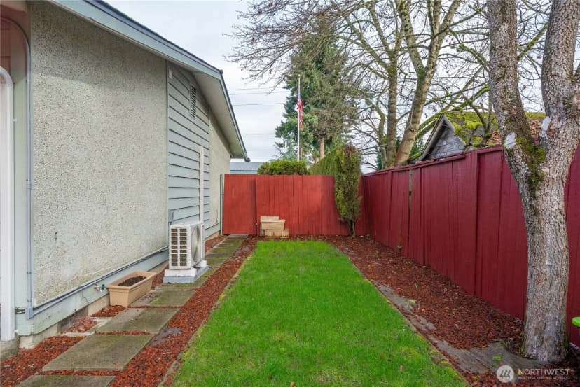Property photo for 1100 7th Avenue Se #8, Puyallup photo 17