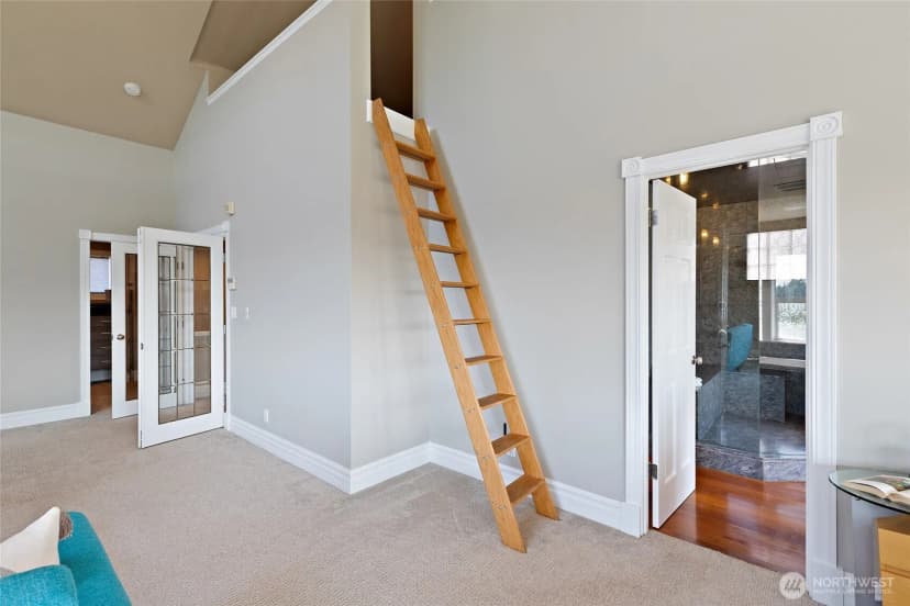 Property photo for 6222 37th Avenue Ne, Seattle photo 29
