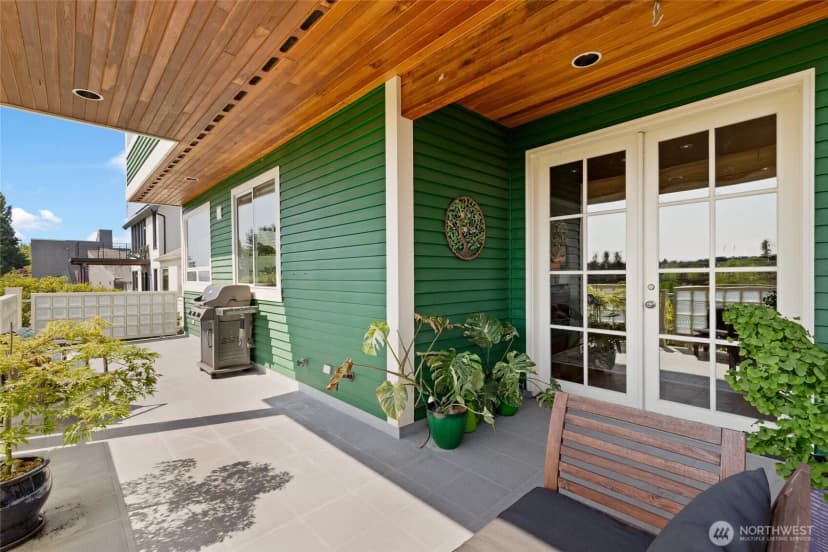 Property photo for 6222 37th Avenue Ne, Seattle photo 14