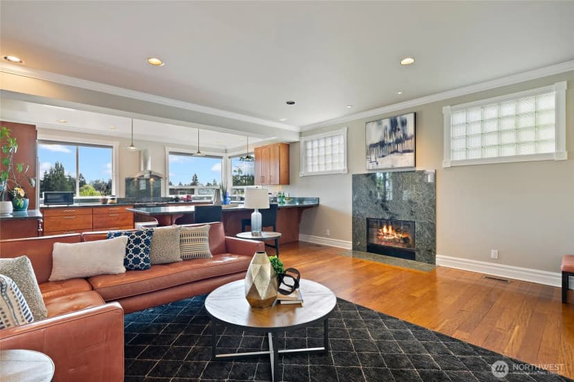 Property photo for 6222 37th Avenue Ne, Seattle photo 10