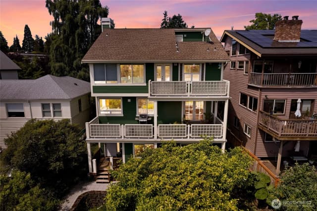Property photo for 6222 37th Avenue Ne, Seattle