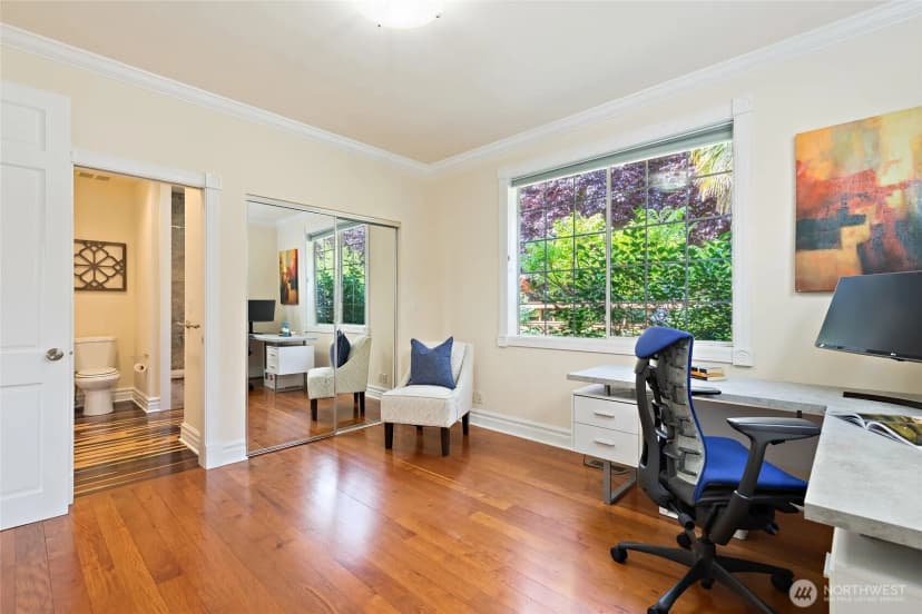 Property photo for 6222 37th Avenue Ne, Seattle photo 16