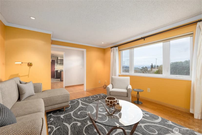 Property photo for 1607 25th Street, Anacortes photo 4