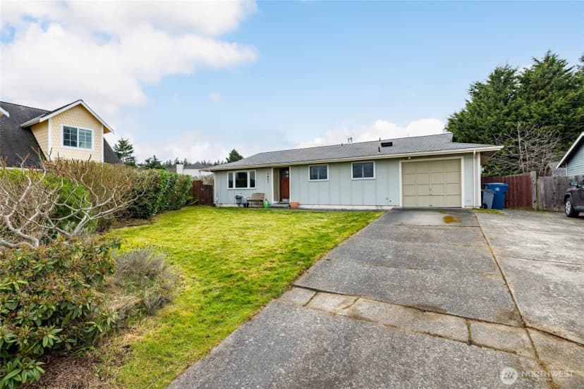 Property photo for 1607 25th Street, Anacortes photo 32