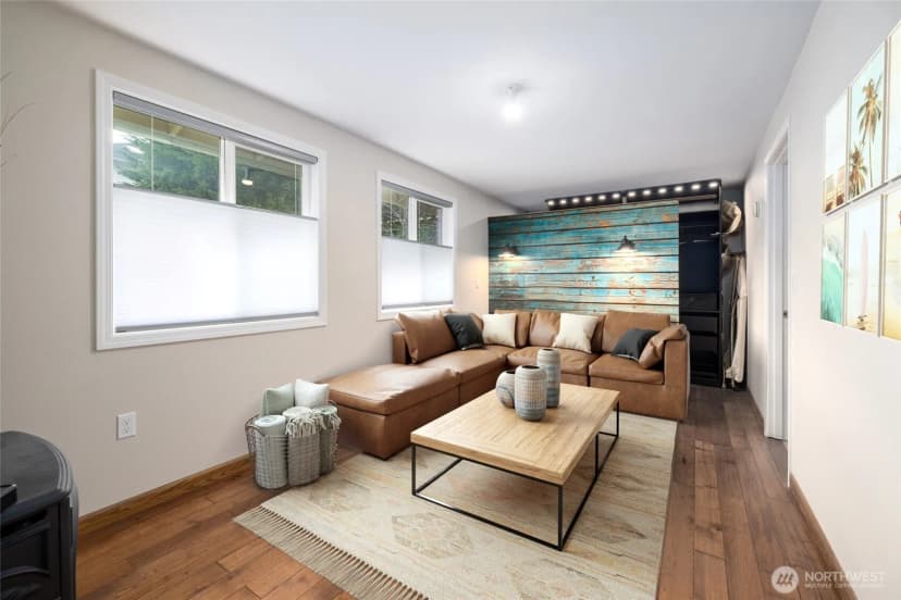 Property photo for 1607 25th Street, Anacortes photo 17