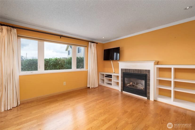 Property photo for 1607 25th Street, Anacortes photo 12