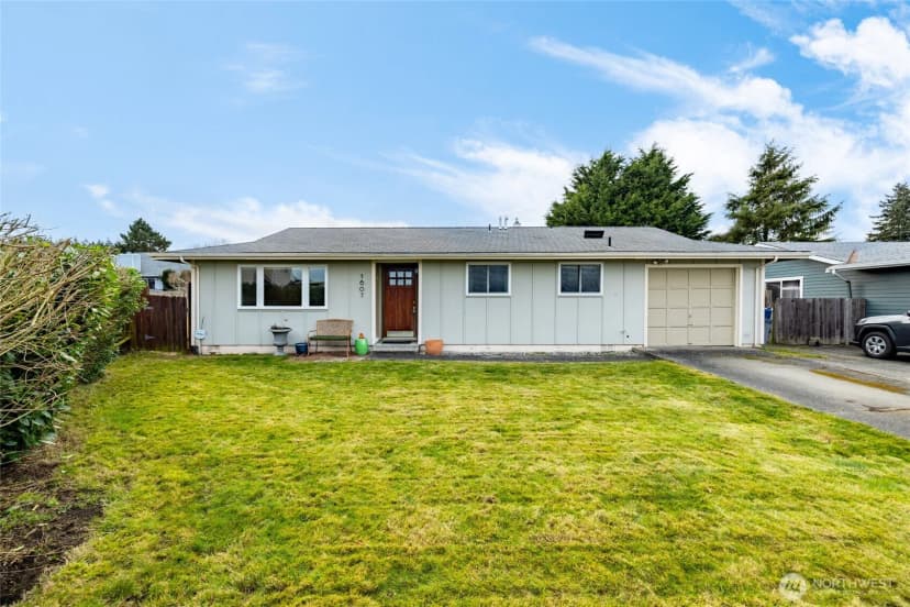 Property photo for 1607 25th Street, Anacortes