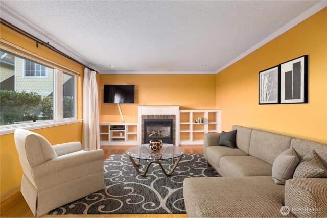 Property photo for 1607 25th Street, Anacortes photo 3