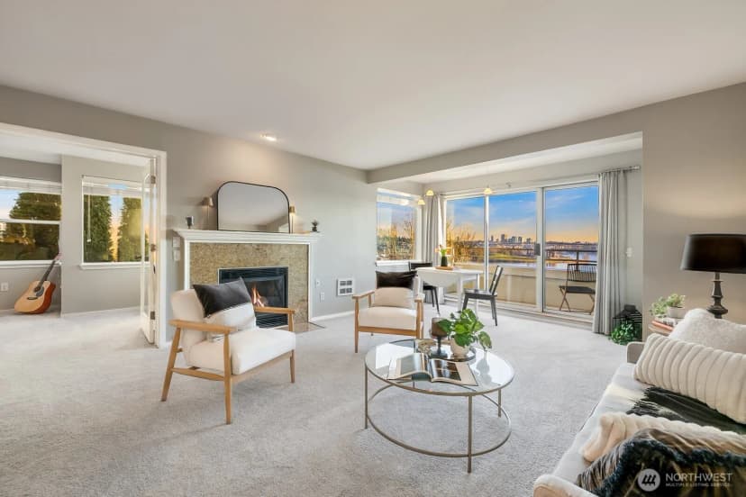 Property photo for 2420 8th Avenue N #201, Seattle photo 3
