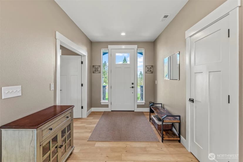 Property photo for 311 Olequa Heights Road, Castle Rock photo 5