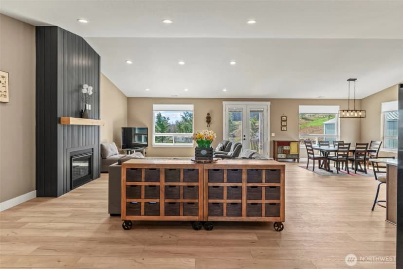 Property photo for 311 Olequa Heights Road, Castle Rock photo 6