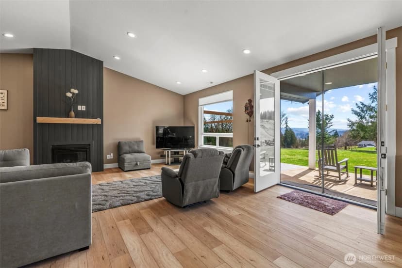 Property photo for 311 Olequa Heights Road, Castle Rock photo 11