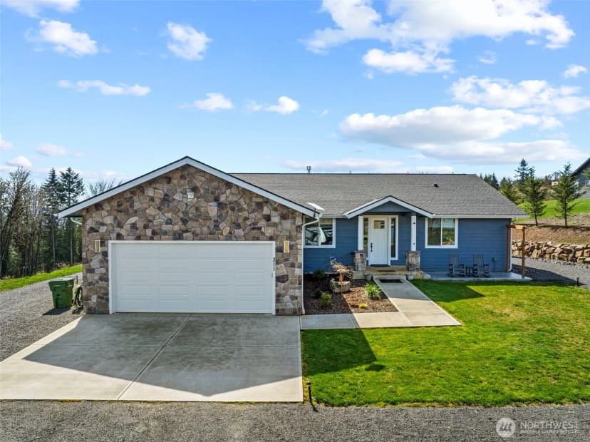 Property photo for 311 Olequa Heights Road, Castle Rock photo 2