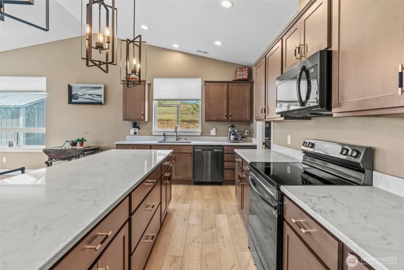 Property photo for 311 Olequa Heights Road, Castle Rock photo 8