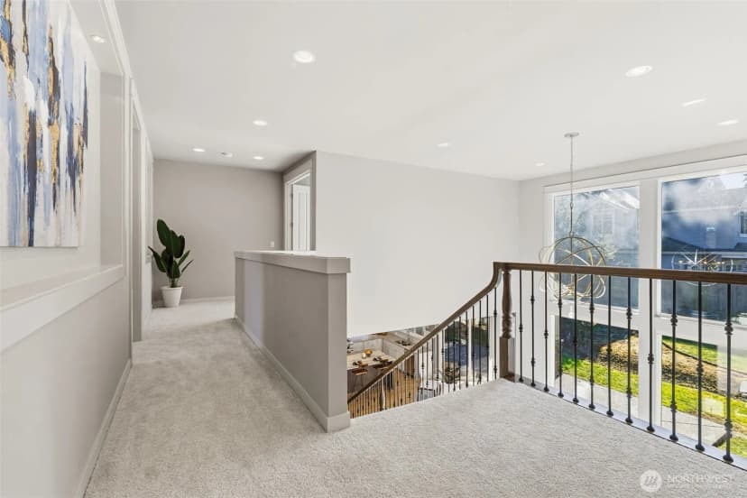 Property photo for 14003 Ne 6th Place, Bellevue photo 28