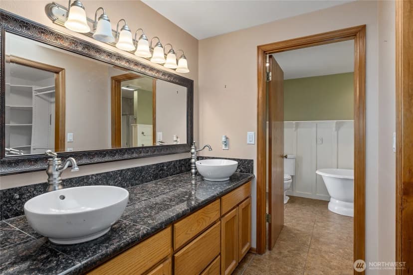 Property photo for 1260 Burbank Creek Road, Yakima photo 17
