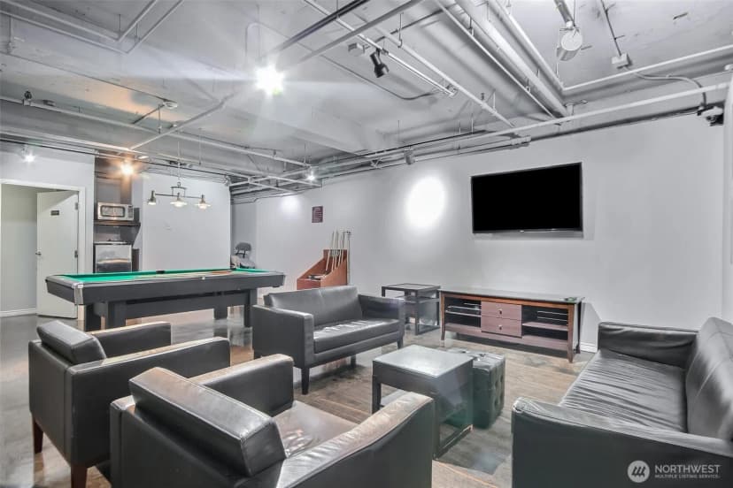 Property photo for 1400 Hubbell Place #1413, Seattle photo 16