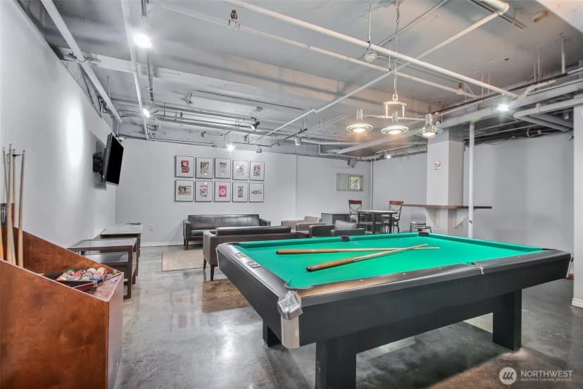 Property photo for 1400 Hubbell Place #1413, Seattle photo 17