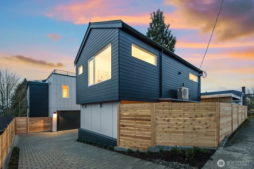 Property photo for 3806 42nd Avenue Sw, Seattle photo 18
