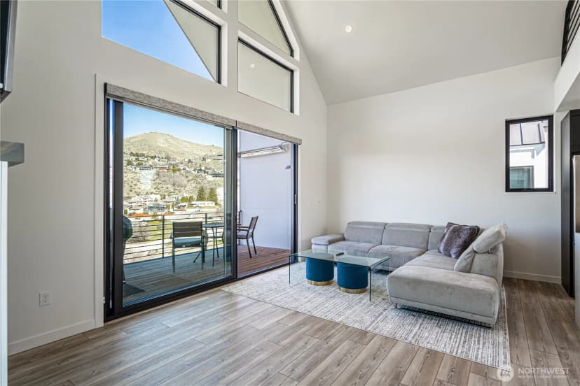 Property photo for 1418 Cottage Lane, Chelan photo 8