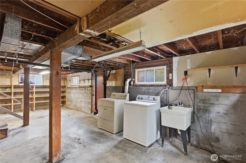 Property photo for 11716 16th Avenue Ne, Seattle photo 19