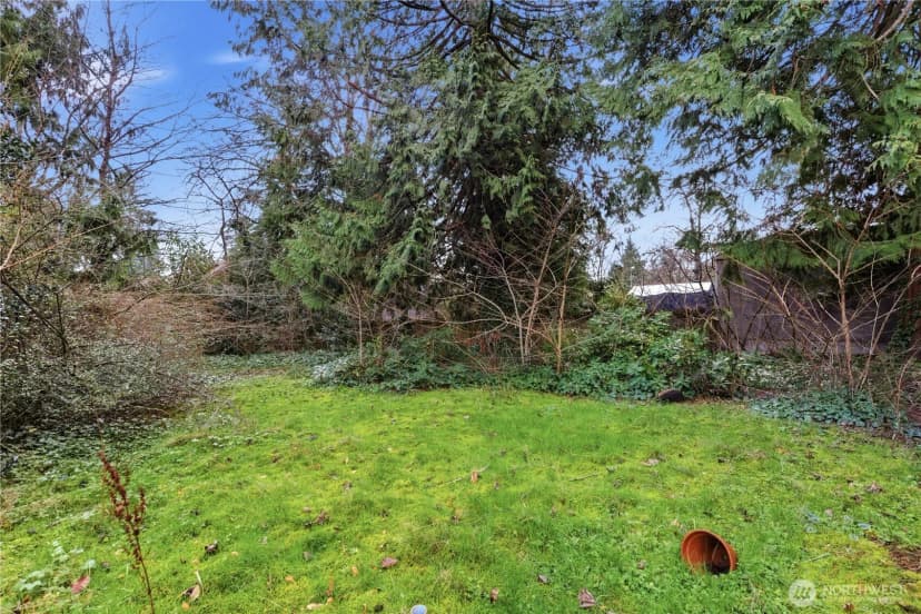 Property photo for 11716 16th Avenue Ne, Seattle photo 26