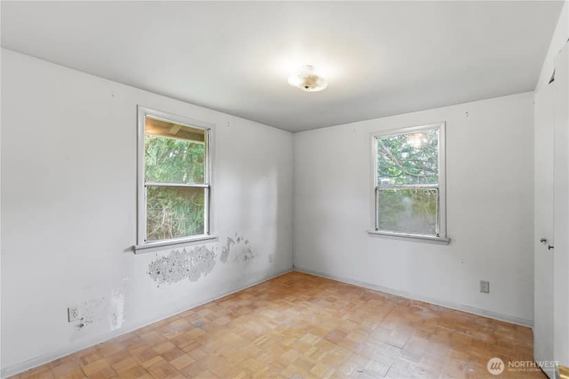 Property photo for 11716 16th Avenue Ne, Seattle photo 14