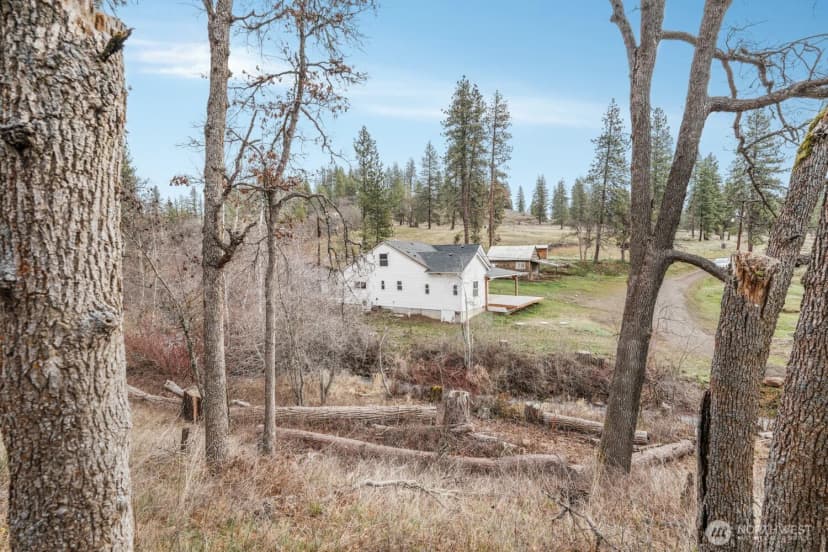 Property photo for 932 Zelinski Road, Goldendale photo 28