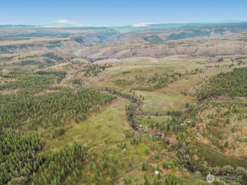 Property photo for 932 Zelinski Road, Goldendale photo 37
