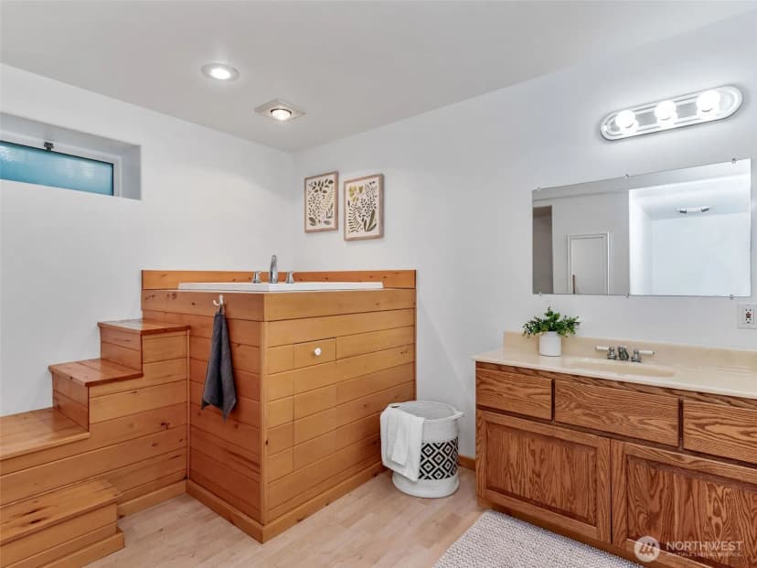 Property photo for 931 Jolie Way, Port Townsend photo 32
