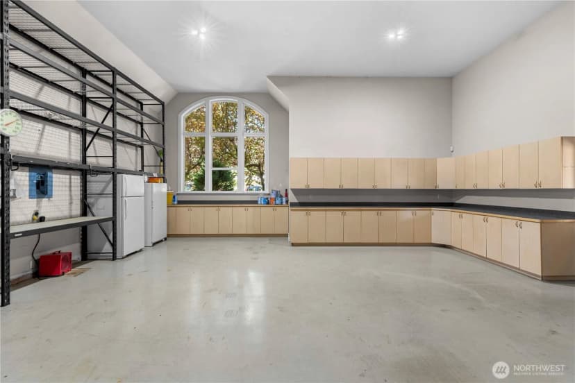 Property photo for 10755 North Road, Leavenworth photo 32