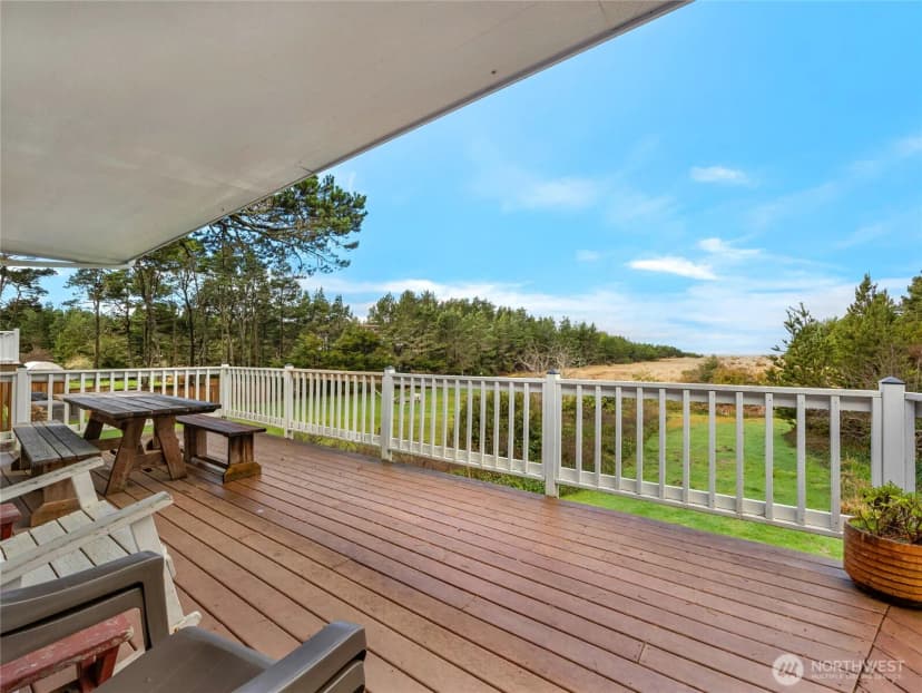 Property photo for 21909 Pacific Way, Ocean Park photo 5
