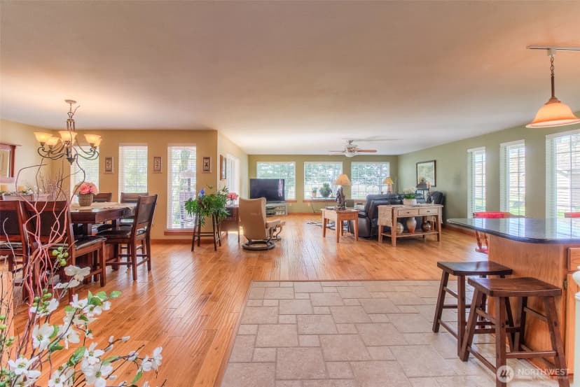 Property photo for 1260 Burbank Creek Road, Yakima photo 9
