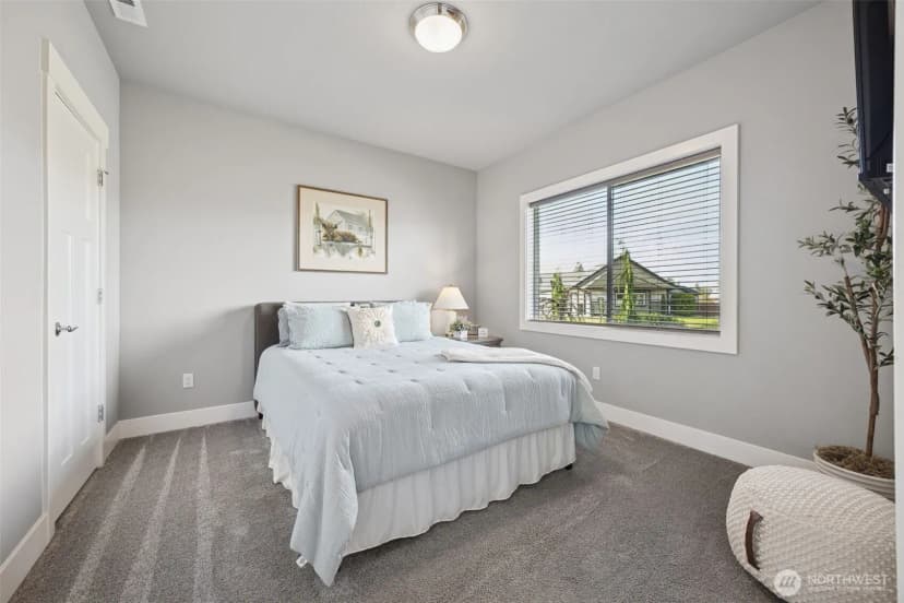 Property photo for 155 Mountain Crest Lane, Eatonville photo 24