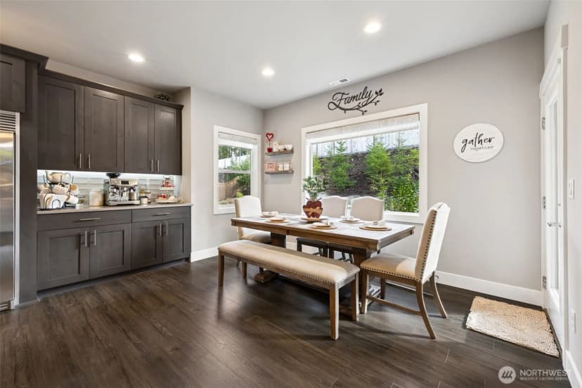 Property photo for 155 Mountain Crest Lane, Eatonville photo 8