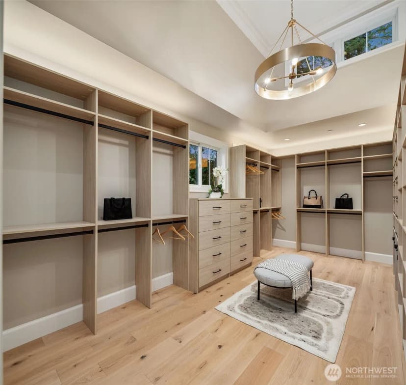 Property photo for 10911 Se 26th Street, Bellevue photo 21