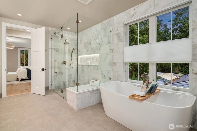 Property photo for 10911 Se 26th Street, Bellevue photo 20