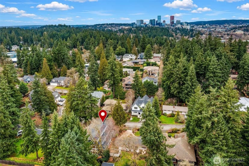 Property photo for 10911 Se 26th Street, Bellevue photo 39