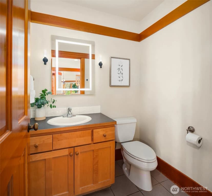 Property photo for 1105 Daley Place, Edmonds photo 19